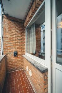 Prado Next Door - 17