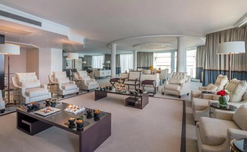 Fairmont Grand Geneva - 17