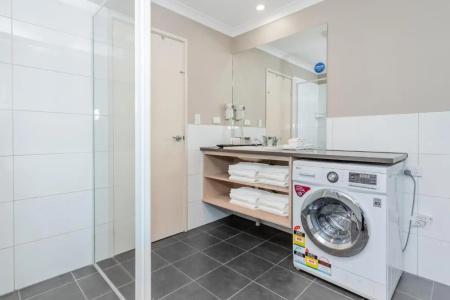 Quality Suites Banksia Gardens- Apartment - 206