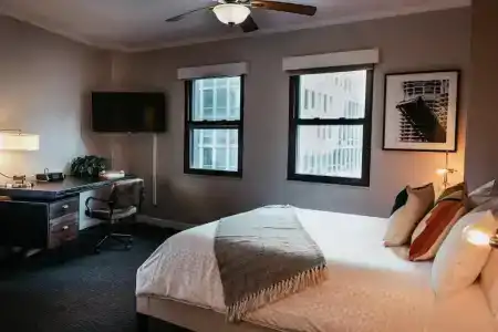 Selina Chicago - 27