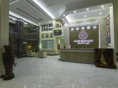 Rose Emerald - 27
