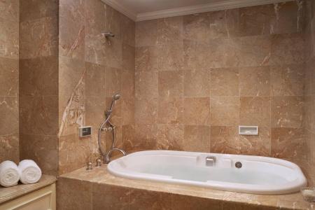 The Ritz-Carlton Osaka - 8