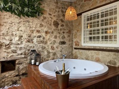 Castle Inn Boutique - 7