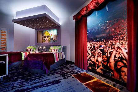 Universal's Hard Rock® - 11
