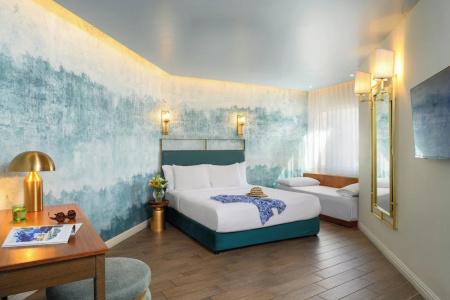U Coral Beach Club - 55