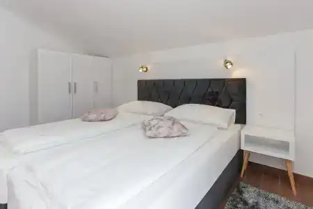 and Rooms Villa Niko - 2