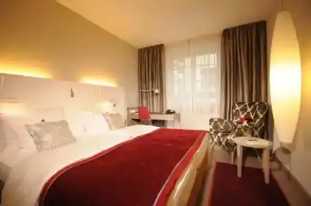 Best Western Premier Victoria - 34