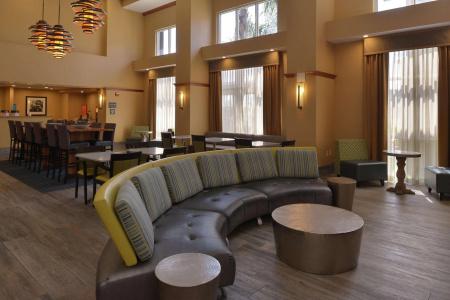 Hampton Inn and Suites North-Airport - 0