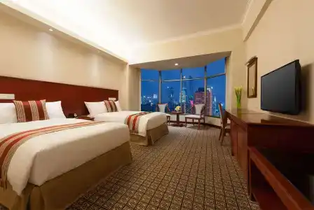 Ramada by Wyndham Pearl Guangzhou - 2