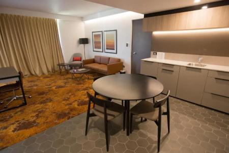 Crowne Plaza Lasseters, An Ihg - 206