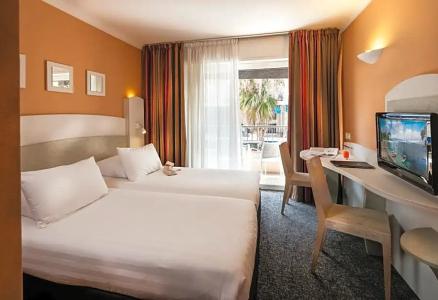Best Western Astoria - 99