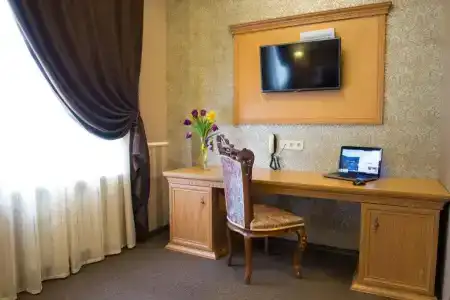 Дворянский - 60