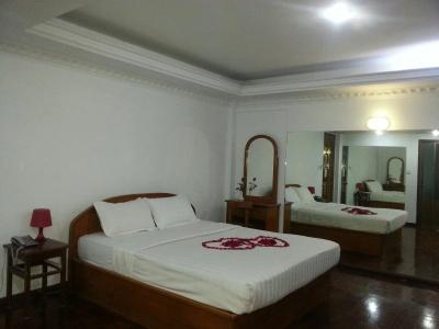 Airport Inn - 17