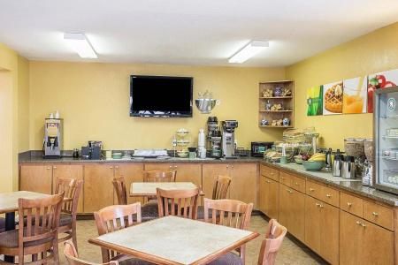 Quality Inn at Fort Gordon - 22
