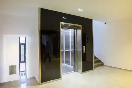 Mansion 51 & Apartment - 2