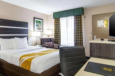 Quality Inn Savannah I-95 - 34