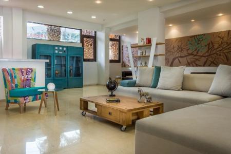 Zephyros Beach Boutique - 14