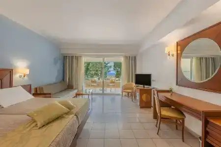 Kipriotis Maris Suites - 3