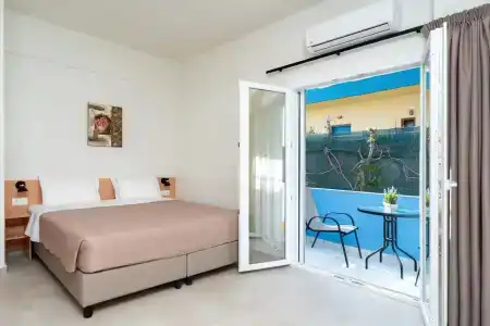 Emi Seaside - 72