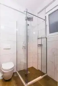Olivar Tirana - 45