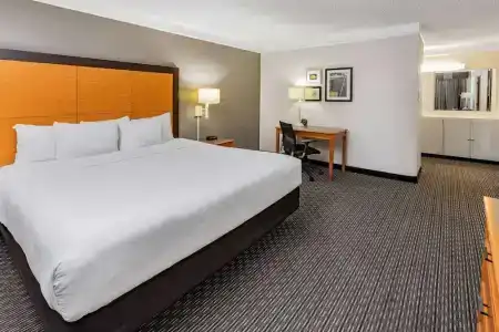 La Quinta Inn by Wyndham I-35 - 59