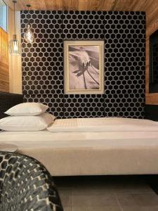 SIMPLE but EXCELLENT - 61