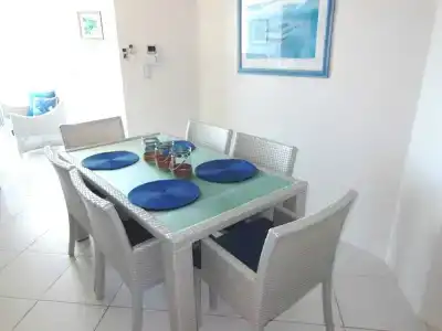 Crystal Bay On The Broadwater - 31
