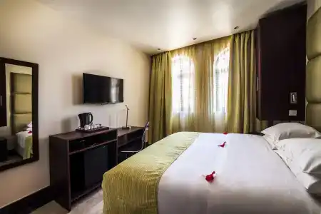 Best Western Plus - 3