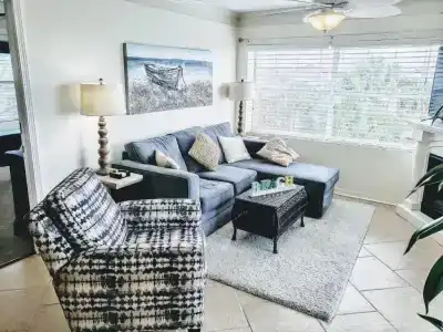 Hibiscus Oceanfront - 26