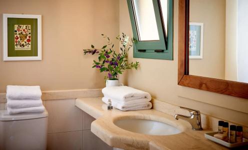 Village Heights Resort - 7