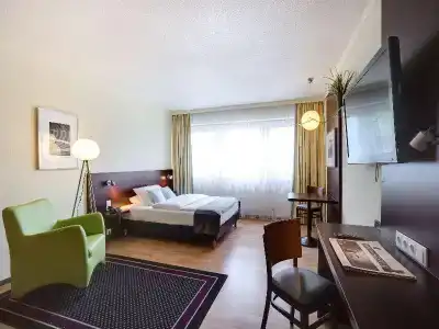 Best Western Ambassador - 107