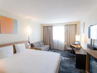 Novotel Nantes Centre Bord de Loire - 53