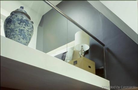 The College - 39