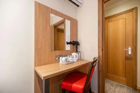 Comfort Inn Hyde Park - 18