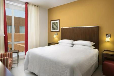 Four Points by Sheraton - 2