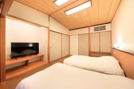 Yutorelo Atami - 42