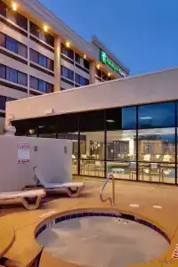 Holiday Inn Express, An Ihg - 15