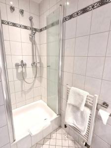 Adler Frankfurt - 45