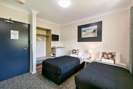 Cairns Queens Court - 42