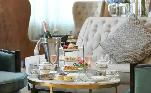 The Ritz-Carlton, - 8