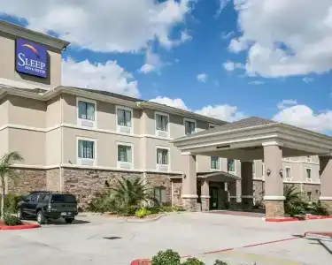 Restwell Inn & Suites I-45 North - 40