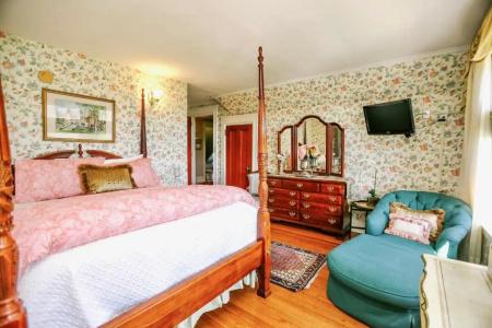 Wilburton Inn - 112