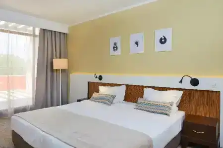 Nobel Ultra All Inclusive - Free Beach Access - 82