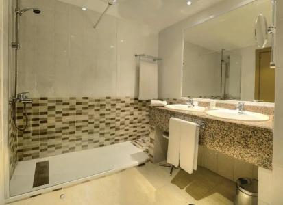 Beatriz Toledo Auditorium & Spa - 56