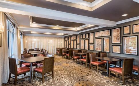 Courtyard by Marriott Charleston Historic District - 23