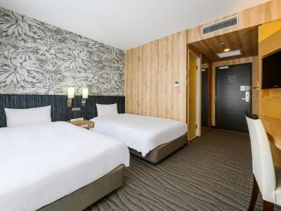 Nishitetsu Resort Inn Naha - 2