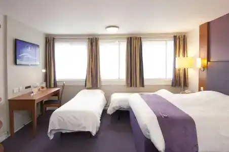 Premier Inn Euston - 25