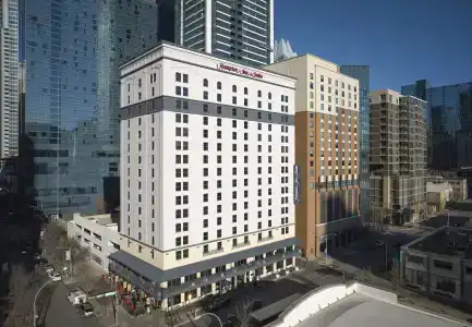 Hampton Inn & Suites Austin-Downtown/Convention Center - 28