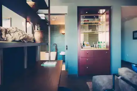 South Congress - 122