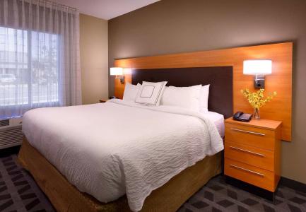 TownePlace Suites by Marriott - 3